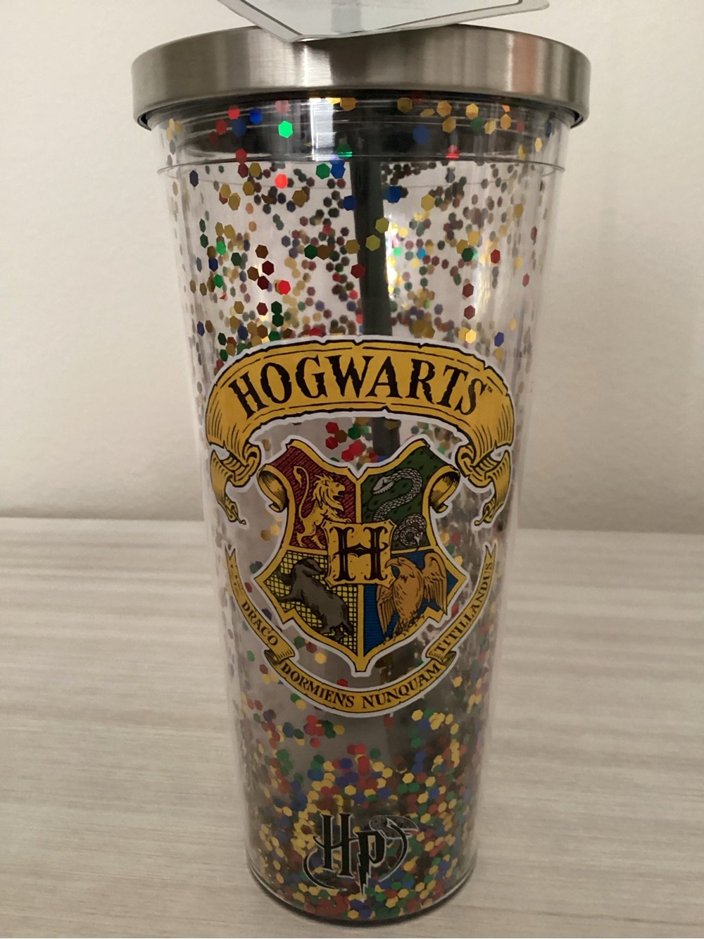 Spoontiques Harry Potter Hogwarts Glitter Cup 20oz w Lid - NWT - Picture 2 of 3